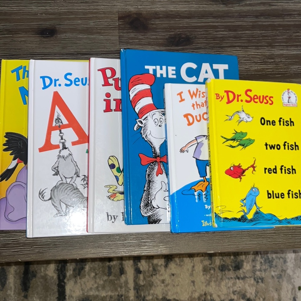 Six Dr Seuss Children’s Books!